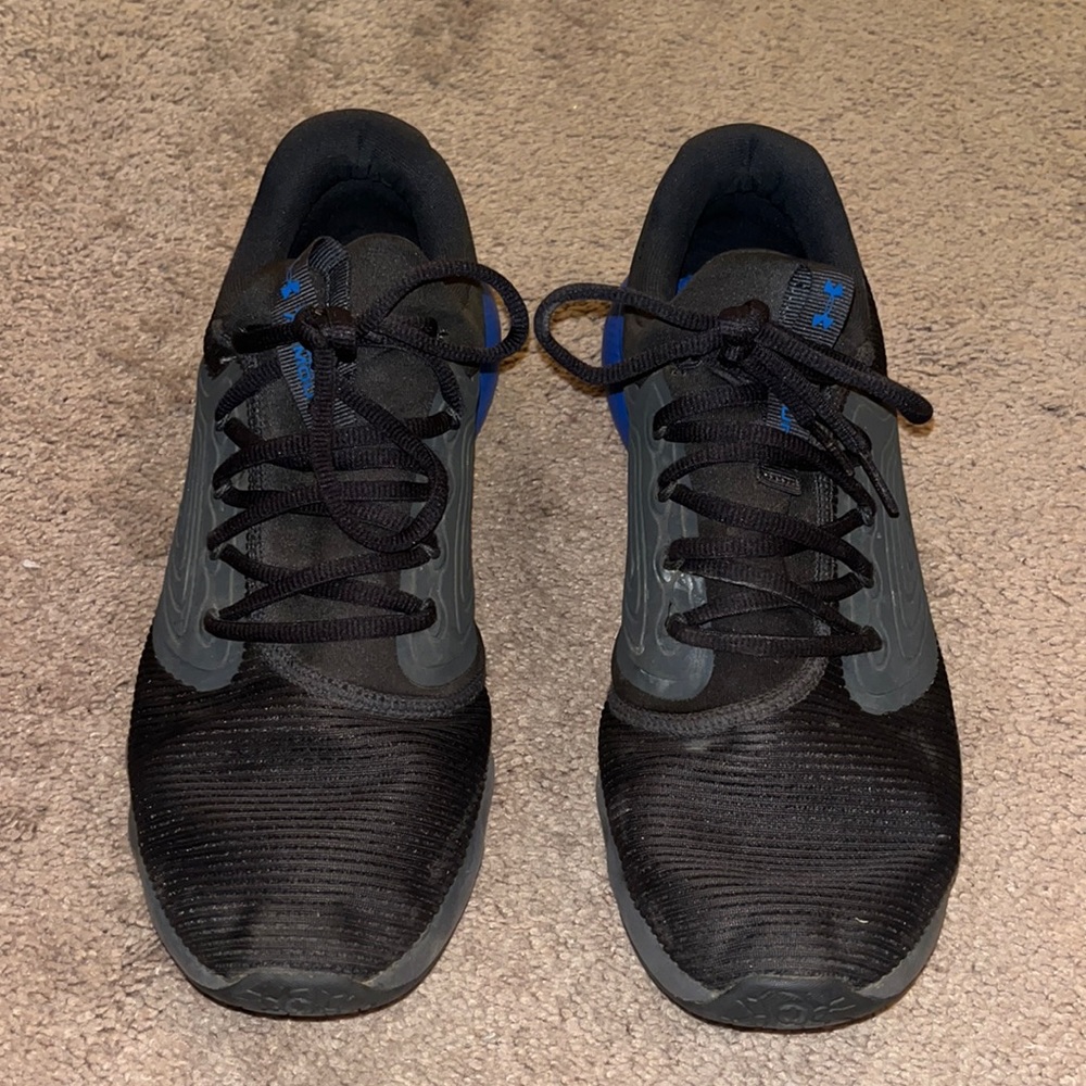 Men’s under Armour shoes